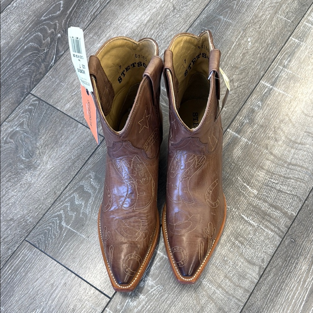 Stetson Brown Ankle Boots NWT